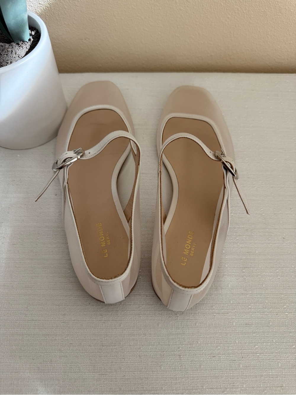 Le Monde Beryl Women's Beige Mary Jane Slingback Flats - Picture 9 of 13